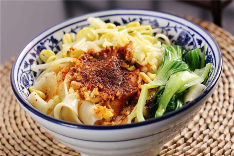 班記油潑面
