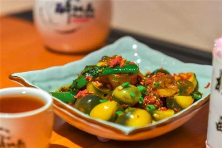 醉桃花音樂(lè)餐吧