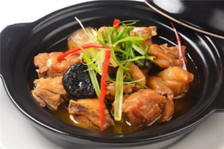 勝芳黃燜雞米飯