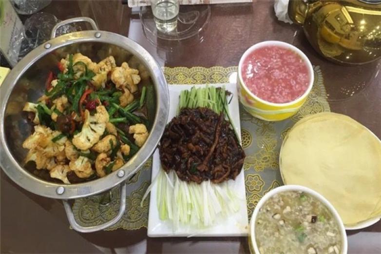 強(qiáng)氏喜阿婆粥餅店