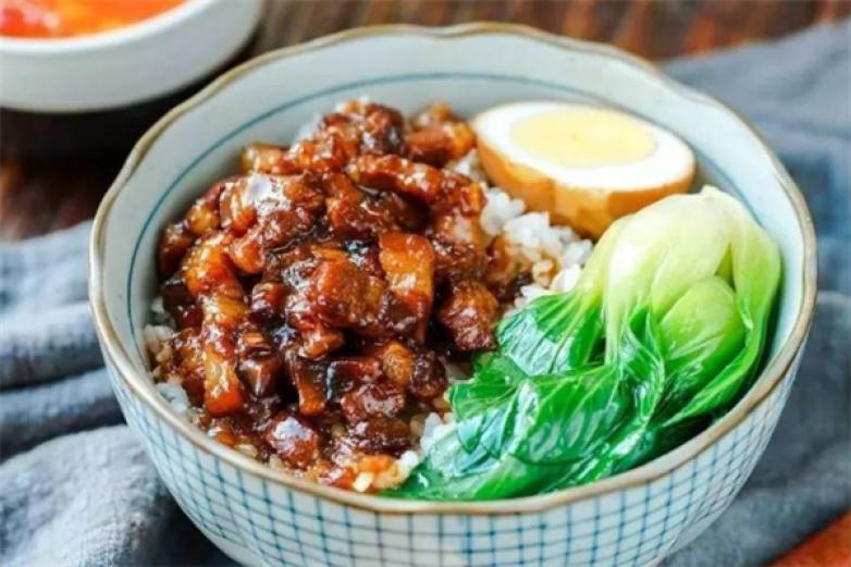 老伯鹵肉飯