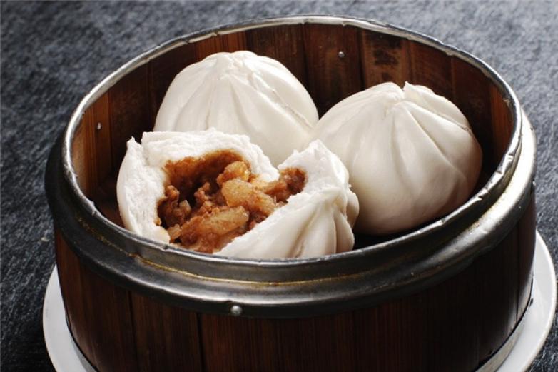 小紅樓牛肉灌湯包