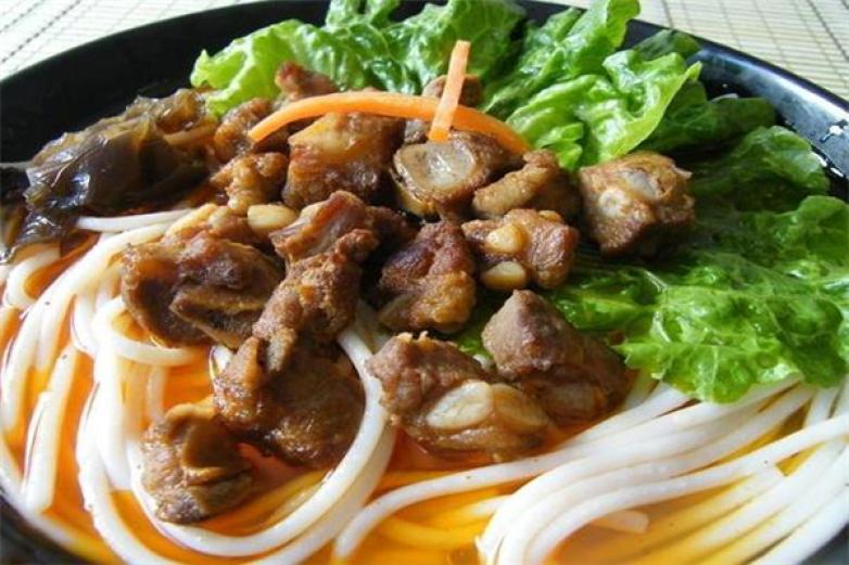 悠樂煮骨香面