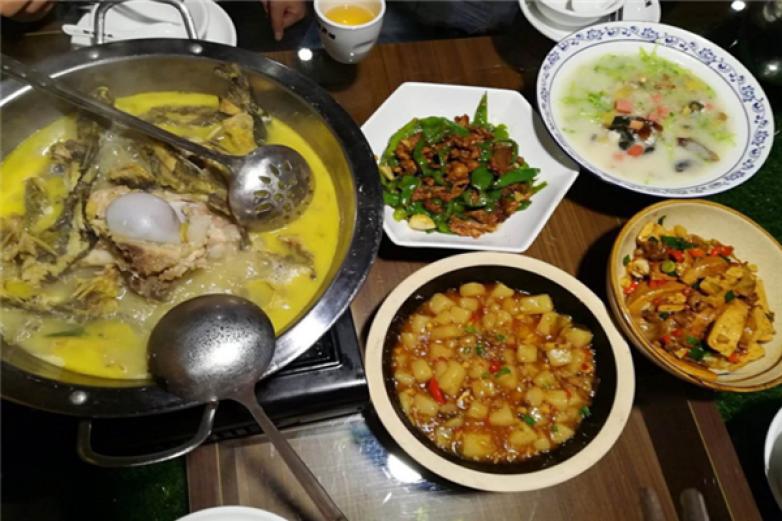 飯菜真湘