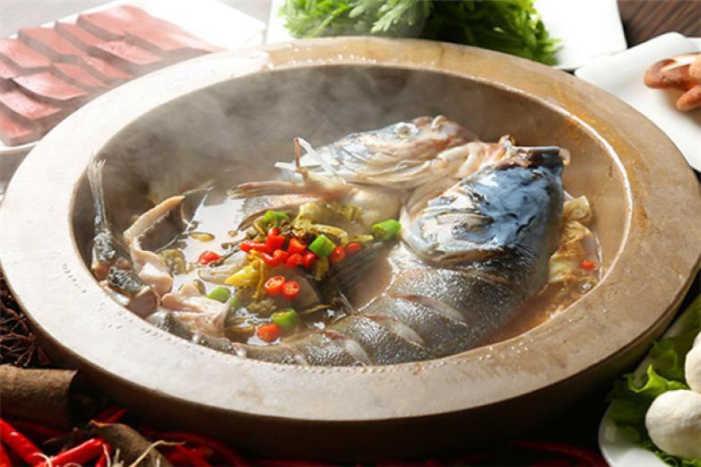 新時(shí)器石鍋魚