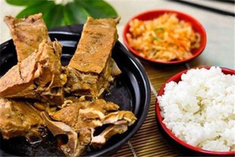 米哥村排骨米飯