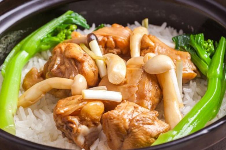 小嘴煲仔飯