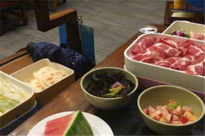 龍忠園火鍋