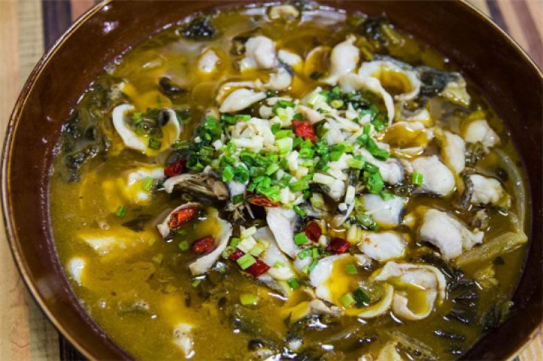 貓咪愛上魚酸菜魚