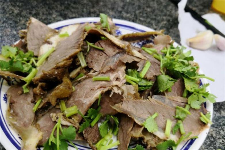 馬國(guó)棟大胡子羊肉面片