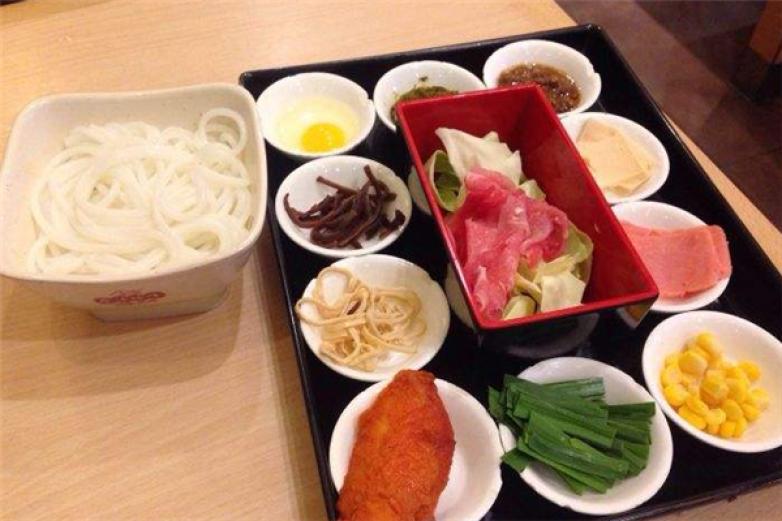 原汁緣味過(guò)橋米線