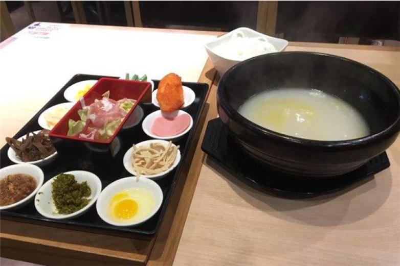 原汁緣味過(guò)橋米線