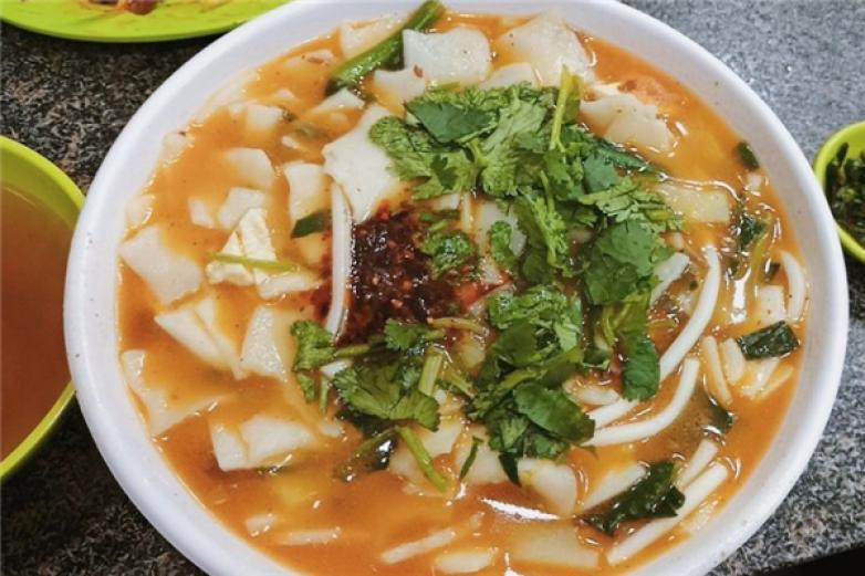馬國(guó)棟大胡子羊肉面片