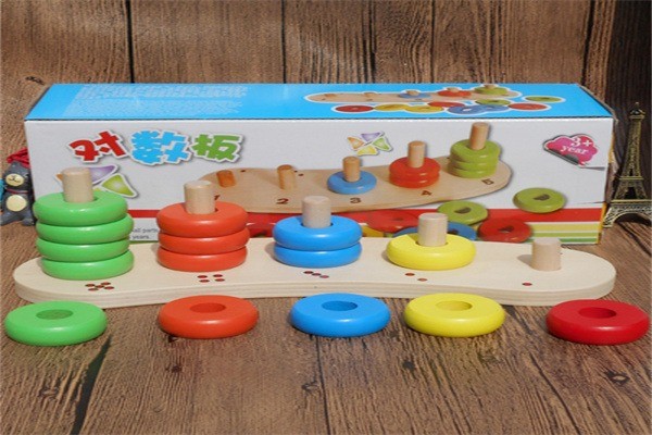 英利來(lái)幼教玩具加盟