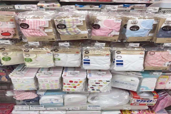 越爽嬰兒用品加盟