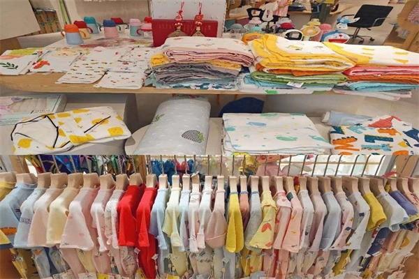 越爽嬰兒用品加盟