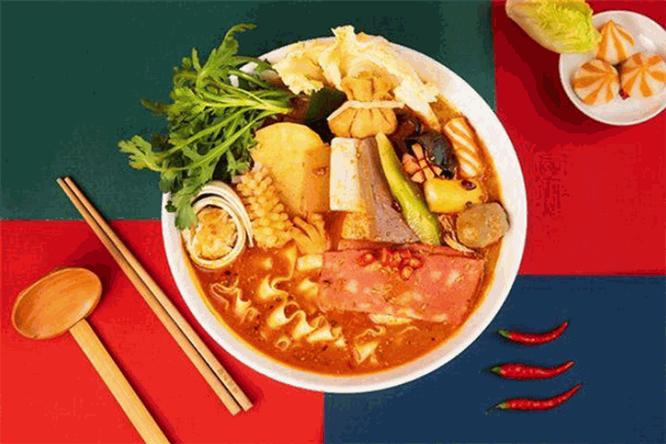 麻小樹麻辣燙加盟