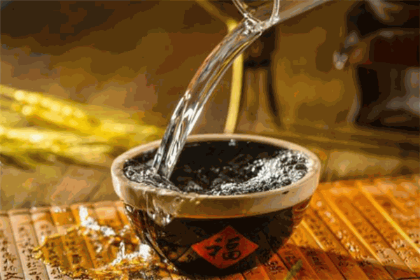 澳力酒業(yè)加盟