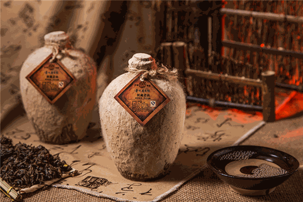 華康酒業(yè)加盟