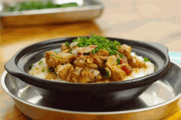 嘴巴香煲仔飯加盟