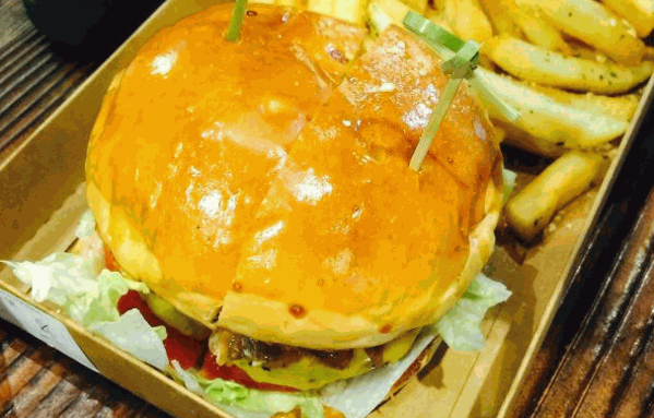 酷食塔KRUSTA美式牛肉漢堡
