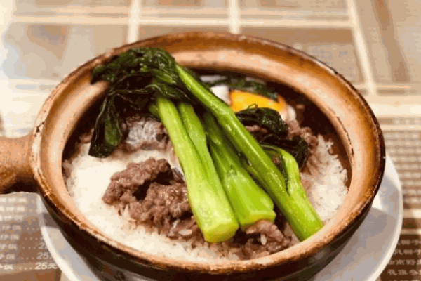 小蠻腰煲仔飯加盟