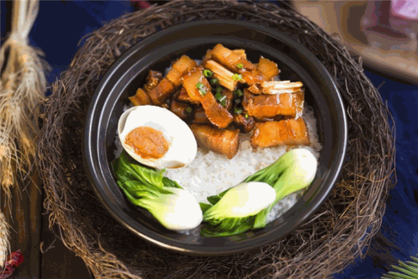 粵禾香煲仔飯加盟