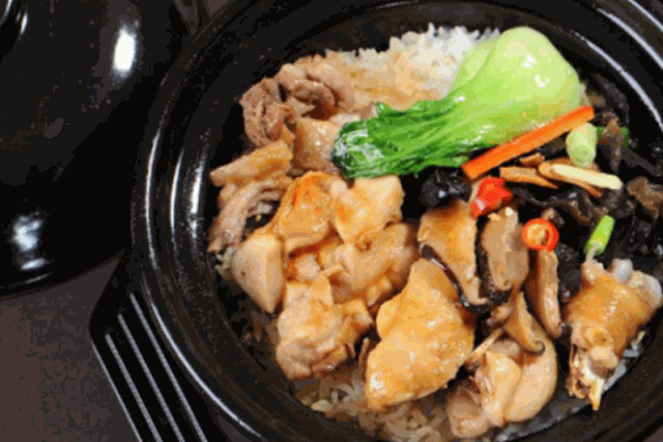 飯里香煲仔飯加盟
