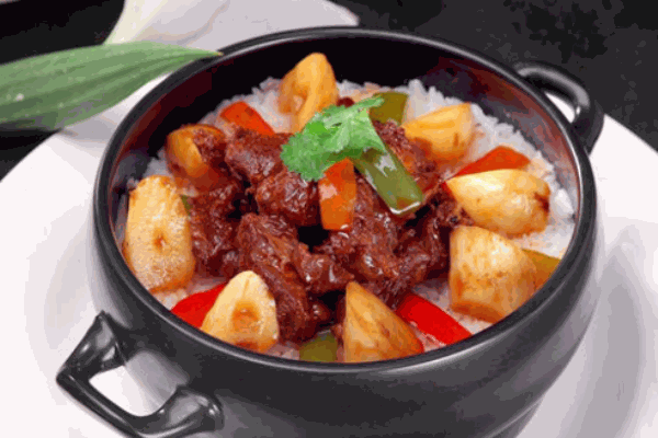 范甄鮮煲仔飯加盟