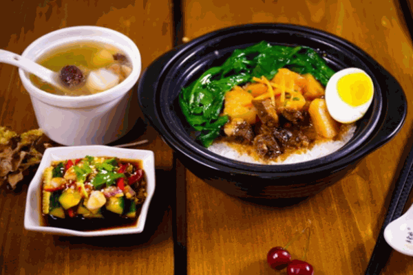 尚食記煲仔飯加盟