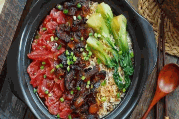 孫記煲仔飯加盟