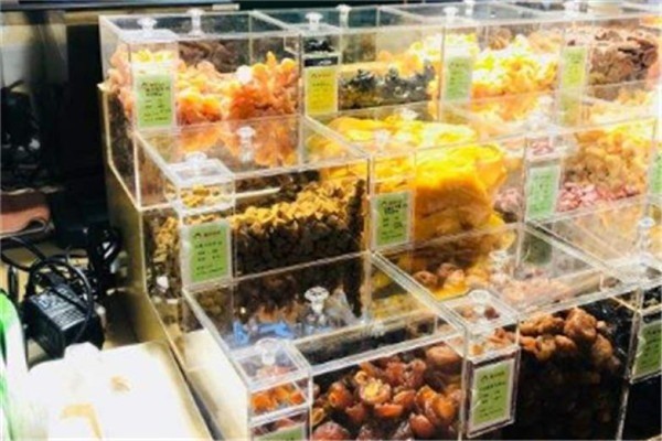 梅子樂樂休閑食品加盟