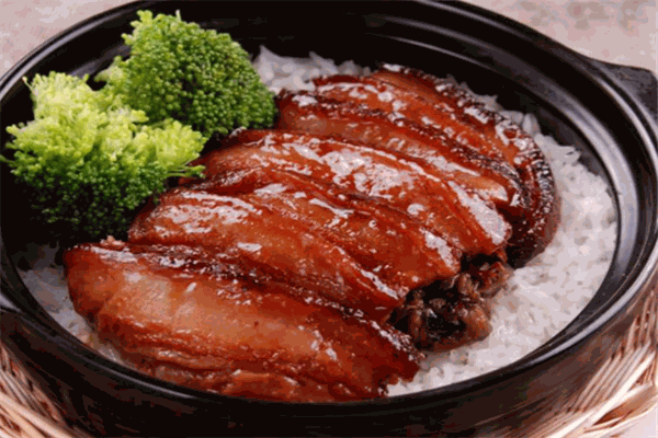 美宜登煲仔飯加盟