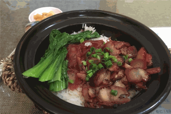 葉記廣式煲仔飯加盟
