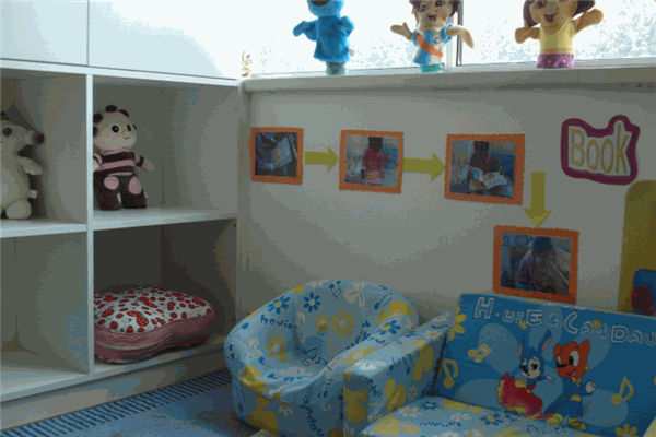 彩斑兒童美術加盟
