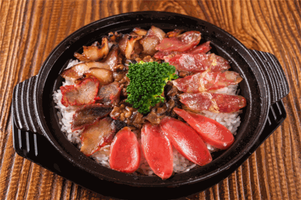 小楊煲仔飯加盟