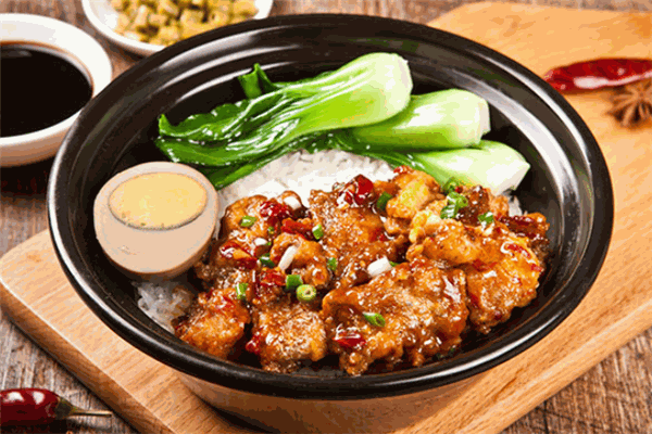 湘香滋味煲仔飯店加盟