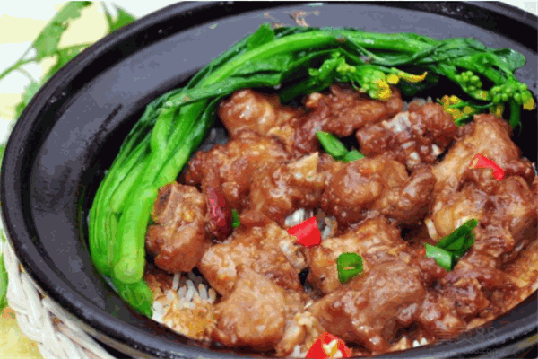 御膳閣煲仔飯加盟