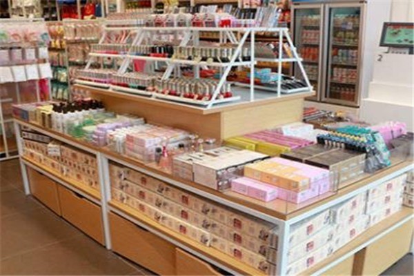 原創(chuàng)優(yōu)品百貨加盟