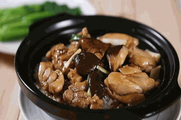慶花客家煲仔飯加盟