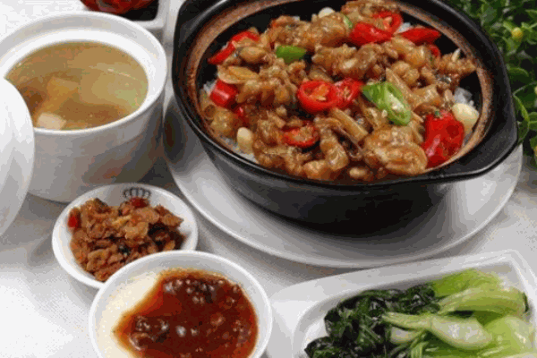 尋味香煲仔飯加盟