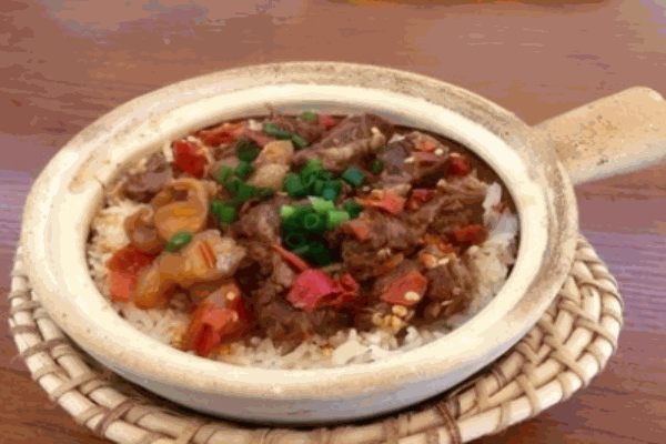 丁記煲仔飯加盟
