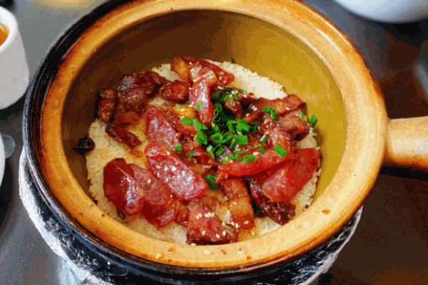 口頭饞功夫煲仔飯加盟