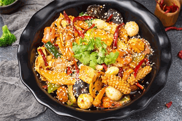好來(lái)吃麻辣燙加盟