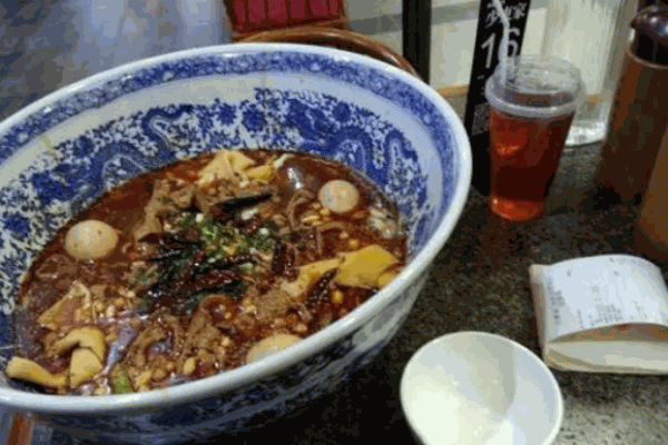 少東家牛雜面加盟