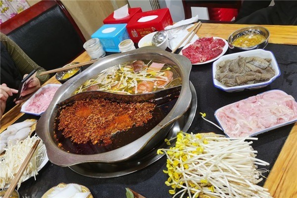 陸陸火鍋食材加盟