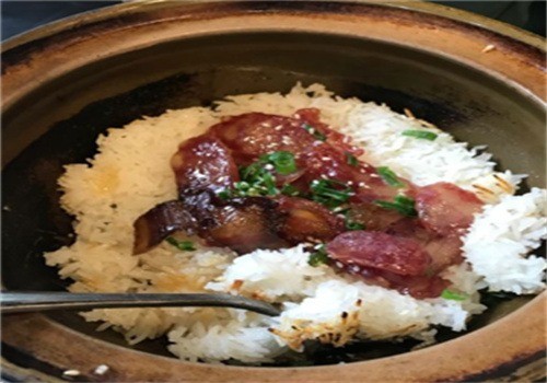 順喜園煲仔飯加盟