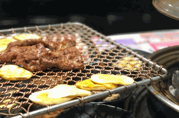 城中無限自助烤肉火鍋