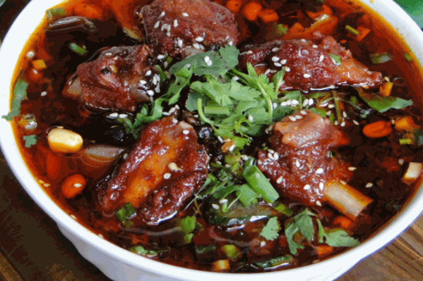 龐順?gòu)寢屶l(xiāng)冒菜