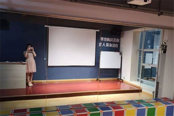 神童少兒口才培訓(xùn)中心加盟